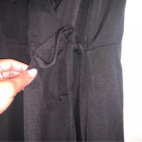 Eloquii wrap style dress size 18 in black - Picture 4 of 10